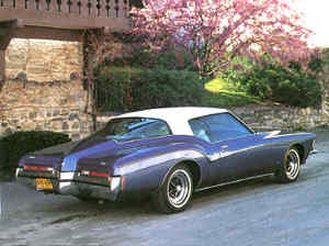 This is the 72 GM promotion picture of the Riviera GS