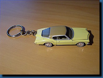 Johnny Lightning 1972 (Super 70's) Buick Riviera 1:64